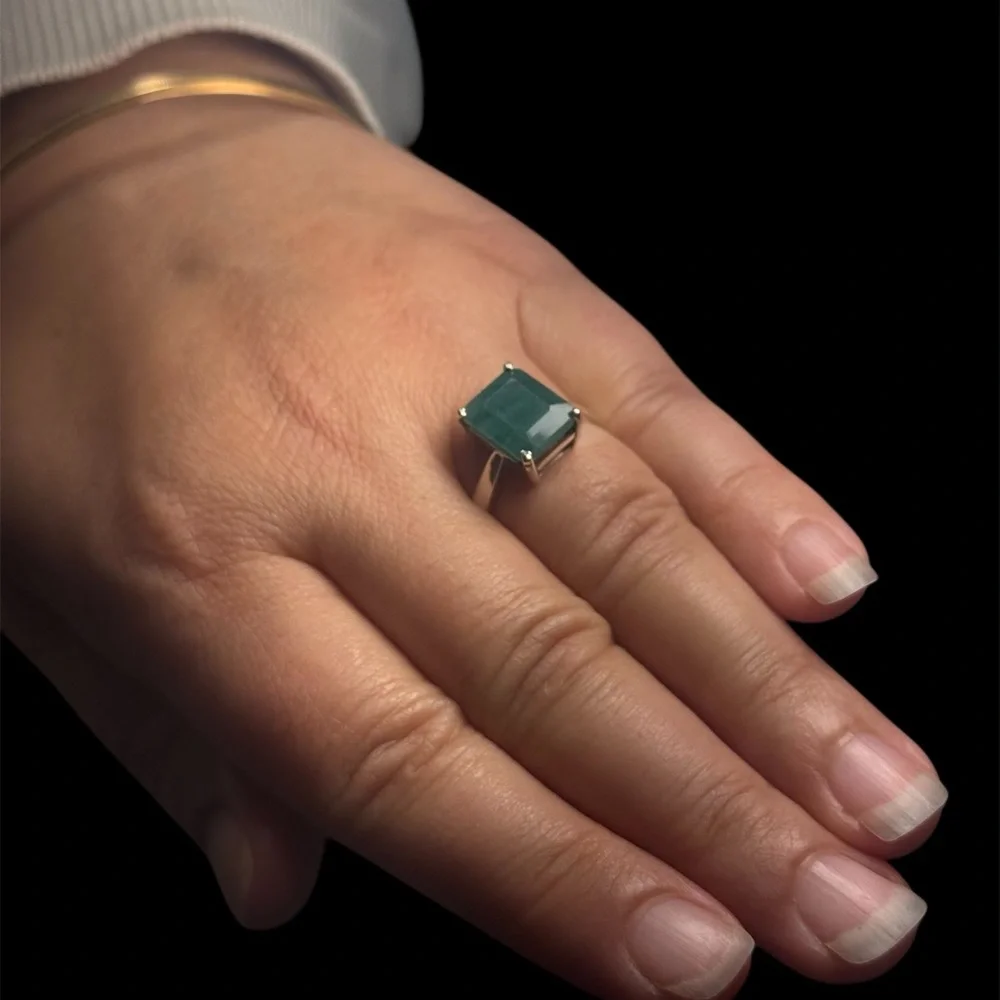 Handmade 925 Sterling Silver Ring with Natural 3.5ct Emerald Gemstone size 7.5